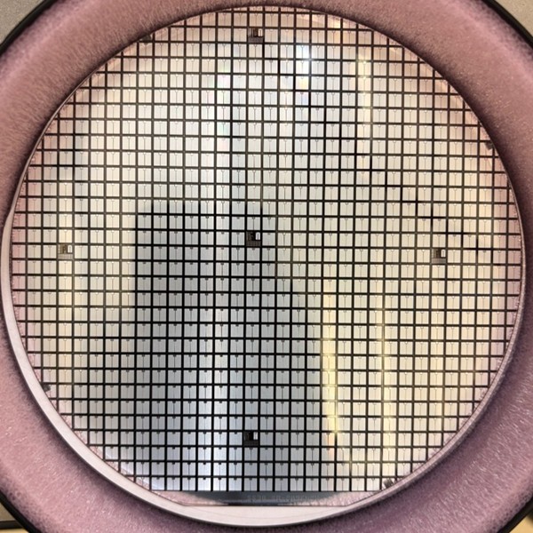 A NoMIS Power 3.3 kV SiC MOSFET. Courtesy NoMIS Power.